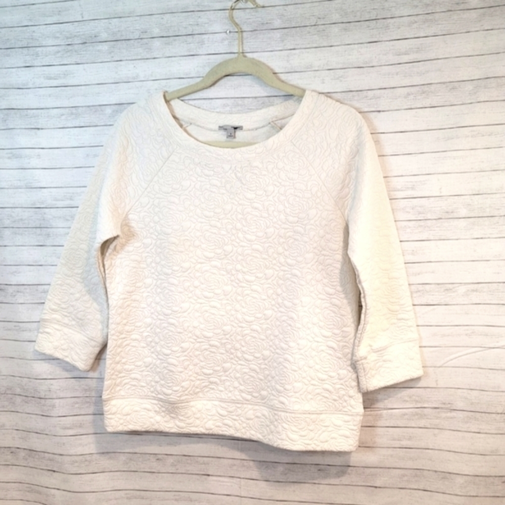 HALOGEN WHITE EMBOSSED FLORAL SWEATSHIRT, SIZE MEDIUM